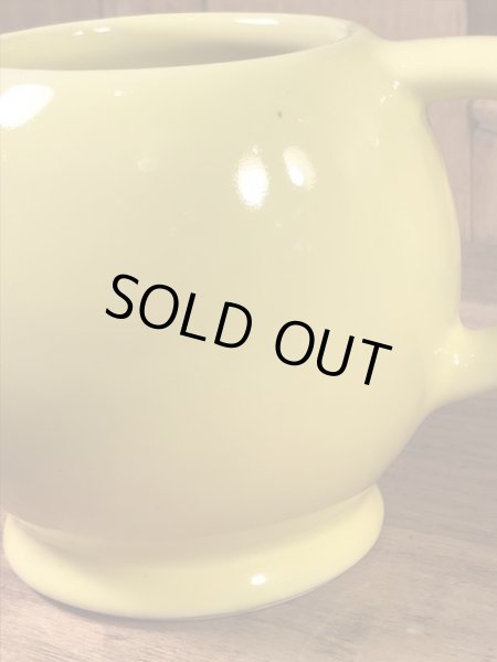 McCoy社製のスマイルの70年代ビンテージマグカップ