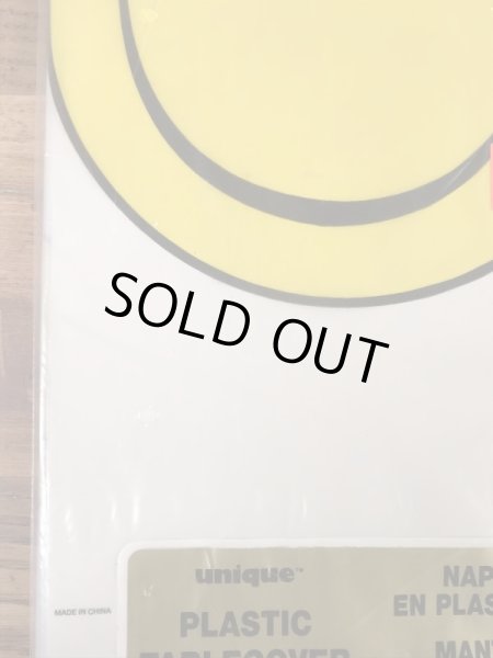 スマイルのビニール製の80年代〜ビンテージテーブルクロス