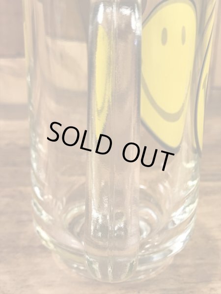 スマイルが描かれたガラス製の70年代ビンテージビアジョッキ