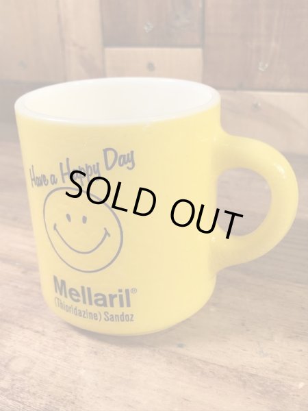 スマイルフェイスとHave A Happy Dayが描かれた70’sヴィンテージヘーゼルアトラスマグ