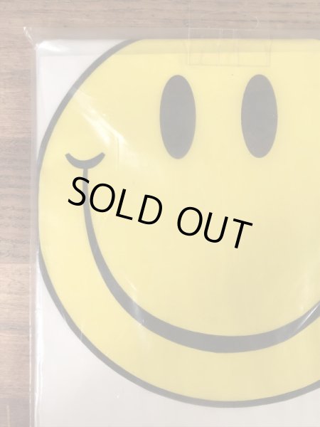 スマイルのビニール製の80年代〜ビンテージテーブルクロス