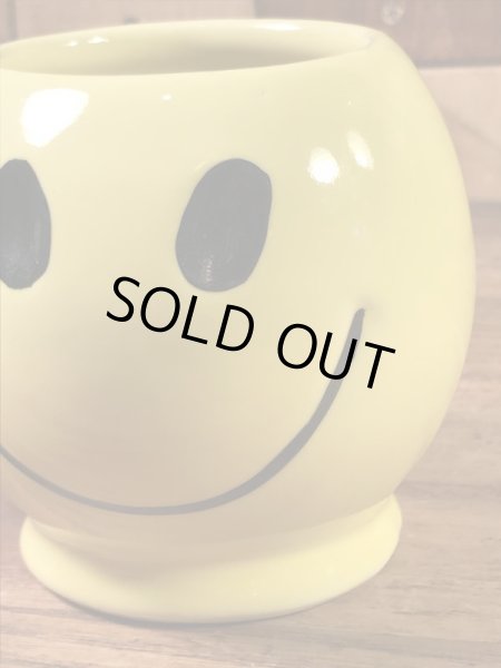 McCoy社製のスマイルの70年代ビンテージマグカップ