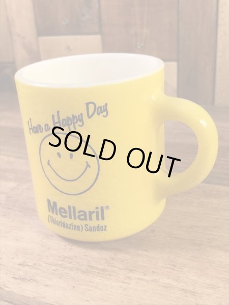 スマイルフェイスとHave A Happy Dayが描かれた70’sヴィンテージヘーゼルアトラスマグ