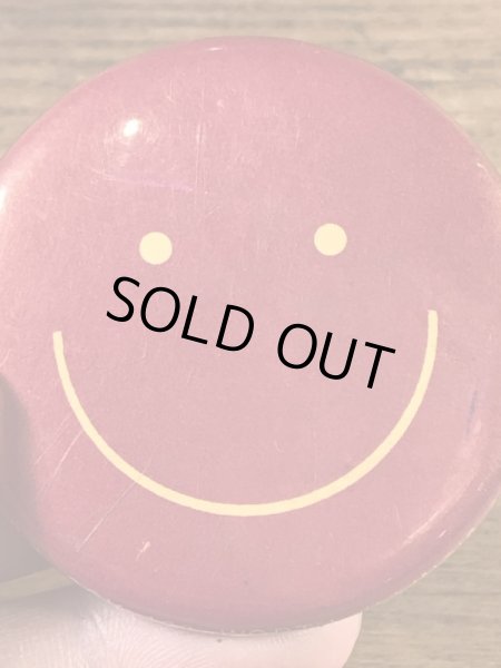 Say It With Buttons社製のスマイルの70〜80年代ビンテージ缶バッジ