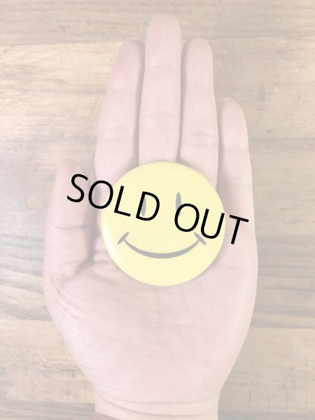 スマイルの金属製の80年代〜ビンテージ缶バッジ