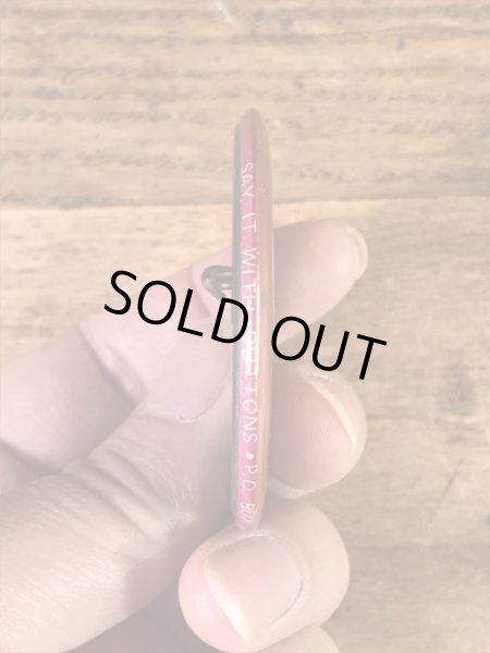 Say It With Buttons社製のスマイルの70〜80年代ビンテージ缶バッジ