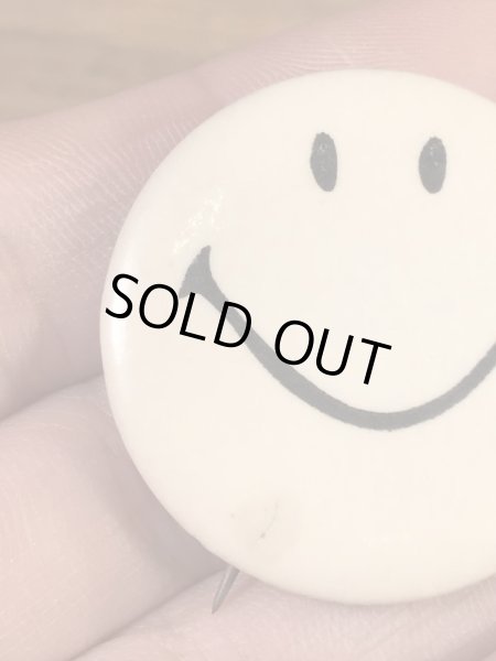 アイボリーのスマイルの70年代ビンテージ缶バッジ