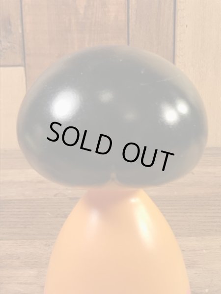 エイボン社製のスモールワールドの70年代ビンテージ香水ボトル