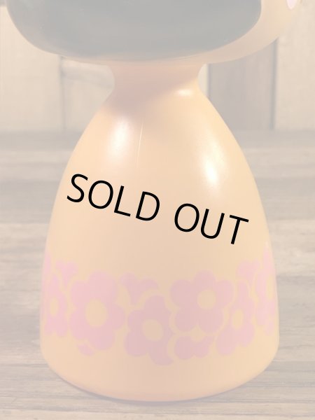 Avon社製のスモールワールドの70’sヴィンテージボトルドール