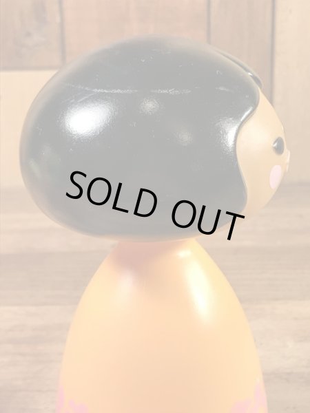 エイボン社製のスモールワールドの70年代ビンテージ香水ボトル