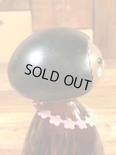 エイボン社製のスモールワールドの70年代ビンテージ香水ボトル