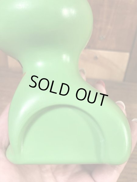 エイボン社製のジャンピンジミニーの70年代ビンテージシャンプーボトル