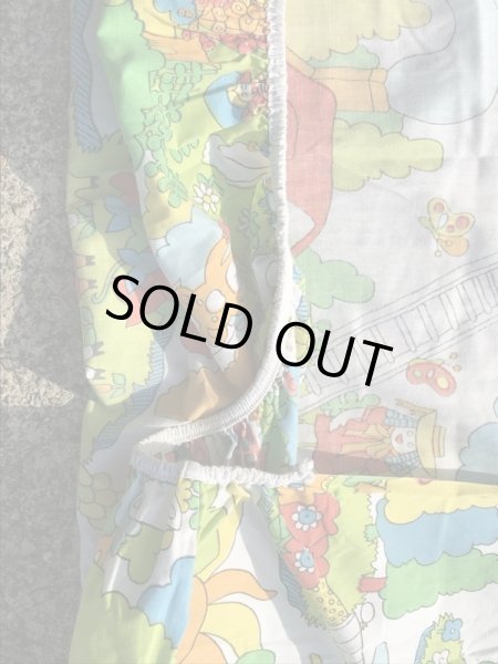 レインボーのポップアートの70’sヴィンテージBoxシーツ