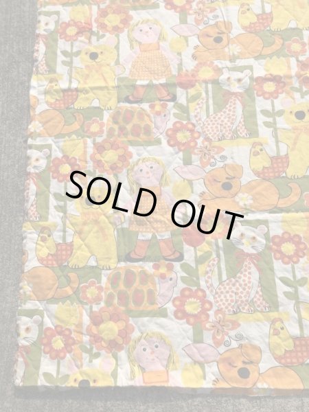 アニマルとフラワーのキルティングの70’sヴィンテージファブリック