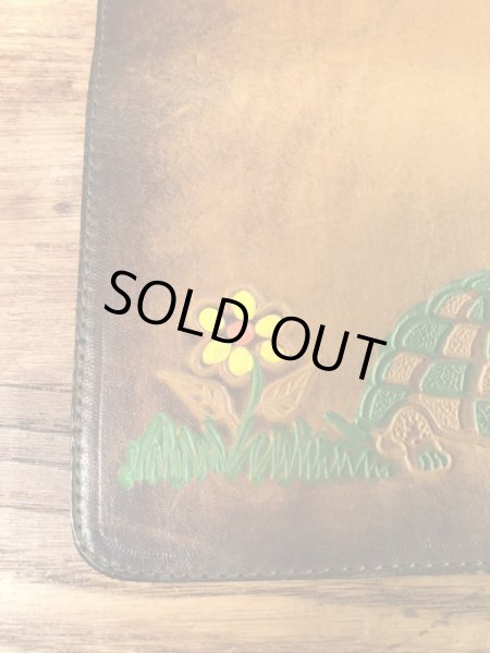 花と亀のヒッピー調の70年代ビンテージ革財布