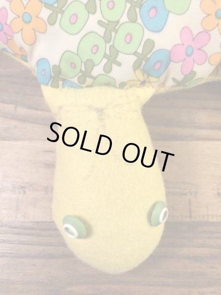 花柄のカメの70年代ビンテージクッションドール