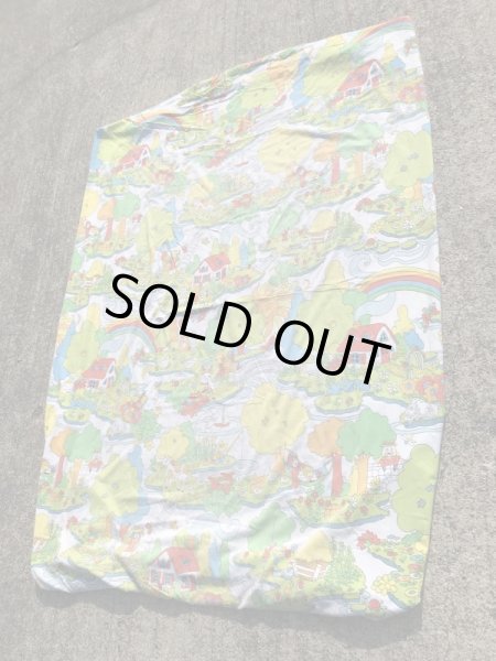 レインボーのポップアートの70年代ビンテージボックスシーツ