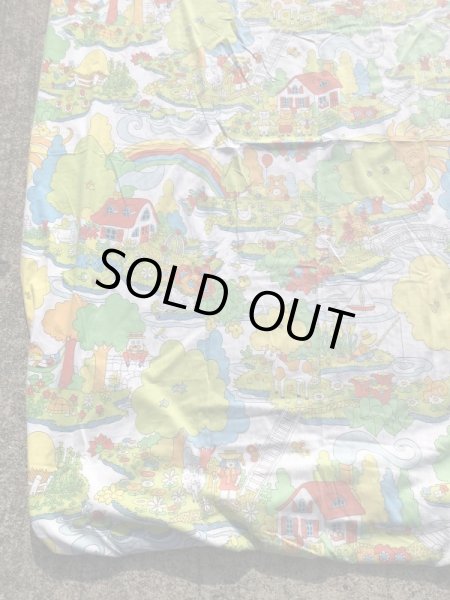 レインボーのポップアートの70年代ビンテージボックスシーツ