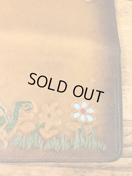 花とカメが描かれたヒッピーの70年代ビンテージ革財布