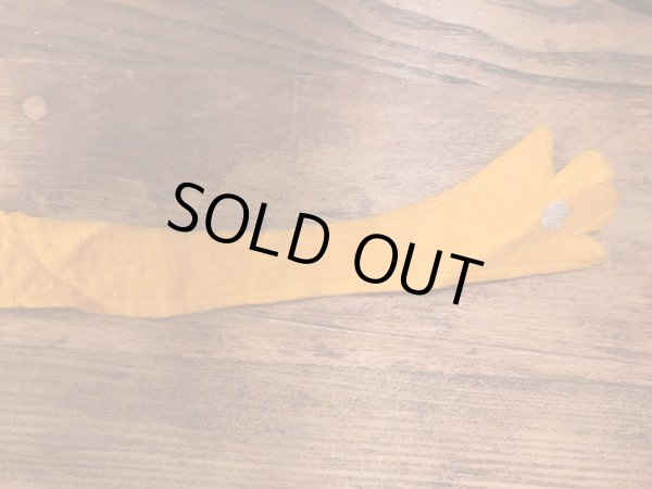 花柄の服のモンスターの70’sヴィンテージハンドパペットドール