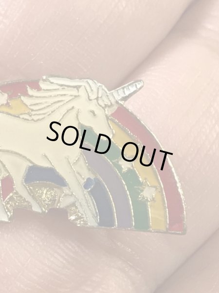 レインボーとユニコーンの70〜80’sヴィンテージエナメルピンズ