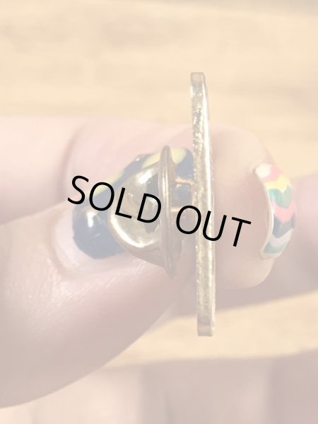 アラスカのシロクマの70〜80年代ビンテージピンバッジ