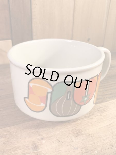 野菜の陶器製の70年代ビンテージスープマグカップ