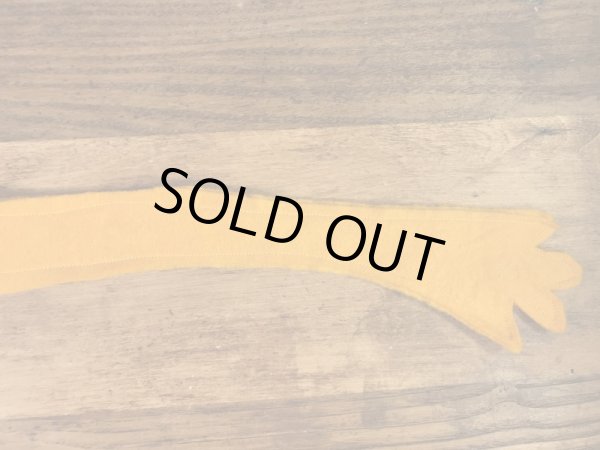 花柄の服のモンスターの70’sヴィンテージハンドパペットドール