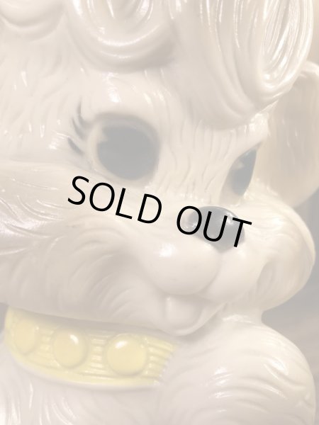 Russ Berrie社製のPuppy Dogの70’sヴィンテージコインバンクドール