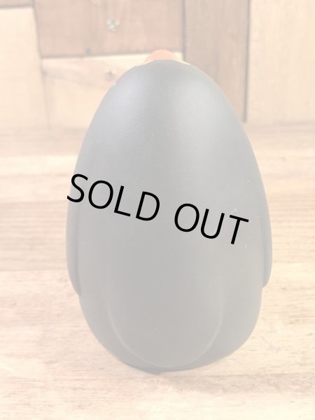 Tommee Tippee社製のペンギンの70年代ビンテージソフビドール