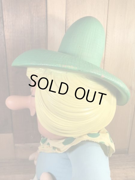 マテル社製のマザーグースの70年代ビンテージトーキングプラッシュドール