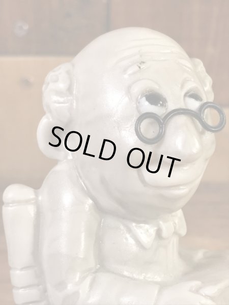 “World's Greatest Grandpa”のメッセージが書かれたシリスカルプスの70年代ビンテージメッセージドール