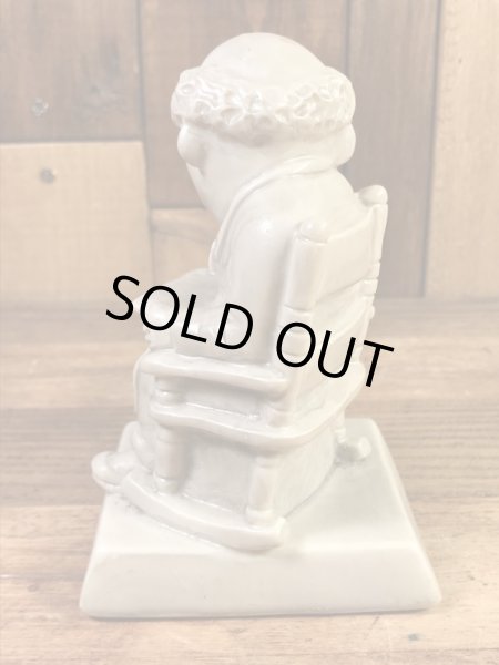 “World's Greatest Grandpa”のメッセージが書かれたシリスカルプスの70年代ビンテージメッセージドール