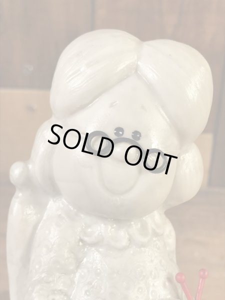 “World's Greatest Grandma”のメッセージが書かれたシリスカルプスの70年代ビンテージメッセージドール