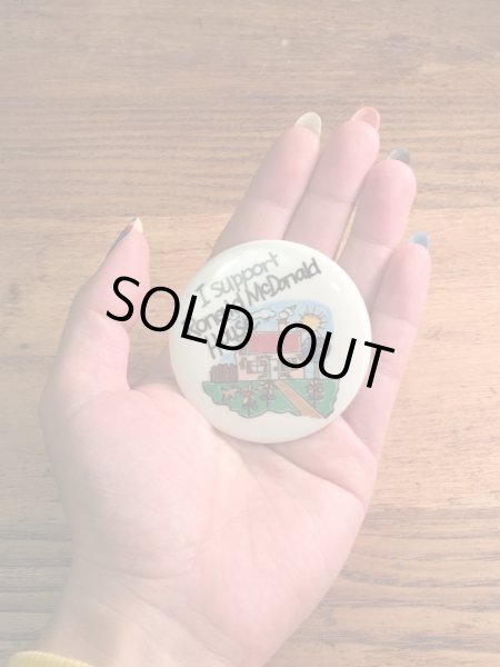 カナダのマクドナルドの80年代〜ビンテージ缶バッジ