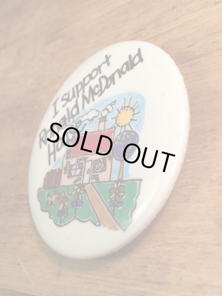 カナダのマクドナルドの80’sヴィンテージ缶バッチ