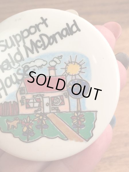 カナダのマクドナルドの80’sヴィンテージ缶バッチ