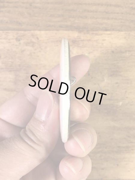 ドミノピザのメッセージが書かれた80年代〜ビンテージ缶バッジ