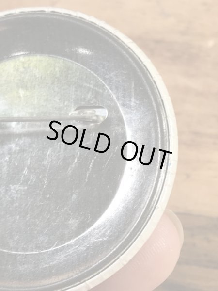 ドミノピザのメッセージが書かれた80’s〜ヴィンテージ缶バッチ