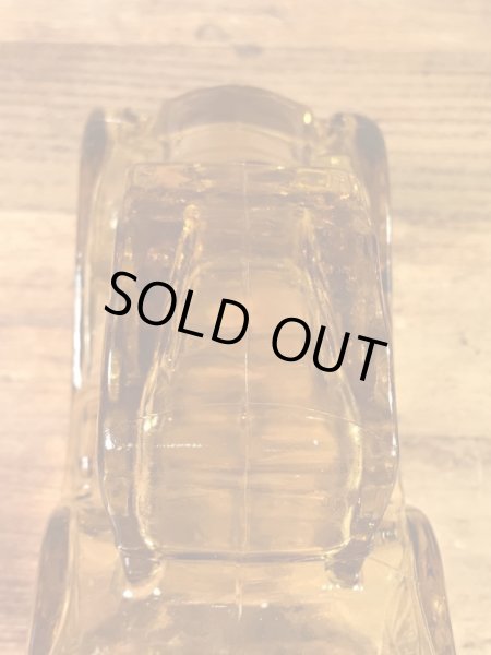 エイボンのオールドカーの60〜70年代ビンテージ香水瓶