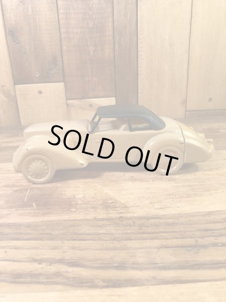 Avonのオールドカーの60〜70’sヴィンテージアフターシェービングローションボトル