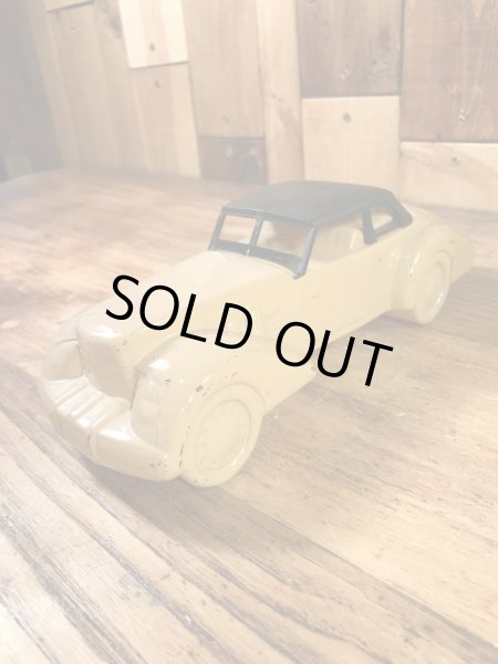 エイボンのオールドカーの60〜70年代ビンテージ香水瓶