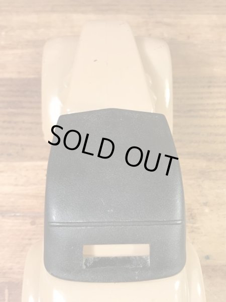 エイボンのオールドカーの60〜70年代ビンテージ香水瓶