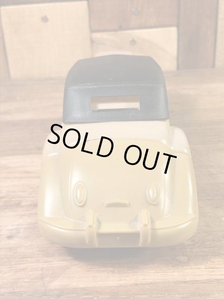 エイボンのオールドカーの60〜70年代ビンテージ香水瓶