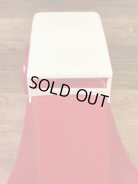 エイボンのオールドカーの60〜70年代ビンテージ香水瓶