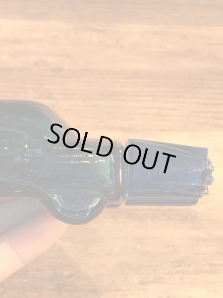 Avonのオールドカーの60〜70’sヴィンテージアフターシェービングローションボトル