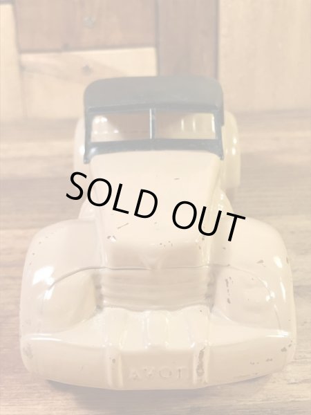 Avonのオールドカーの60〜70’sヴィンテージアフターシェービングローションボトル