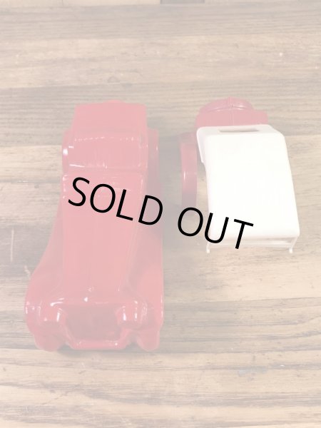 エイボンのオールドカーの60〜70年代ビンテージ香水瓶