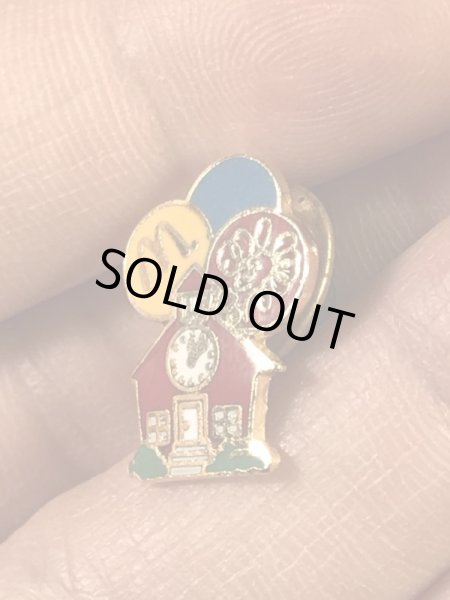 マクドナルドのバルーンと家の80年代〜ビンテージピンバッジ