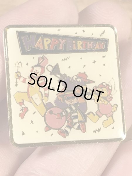 マクドナルドキャラクターとハッピーバースデーの90年代〜ビンテージピンバッジ